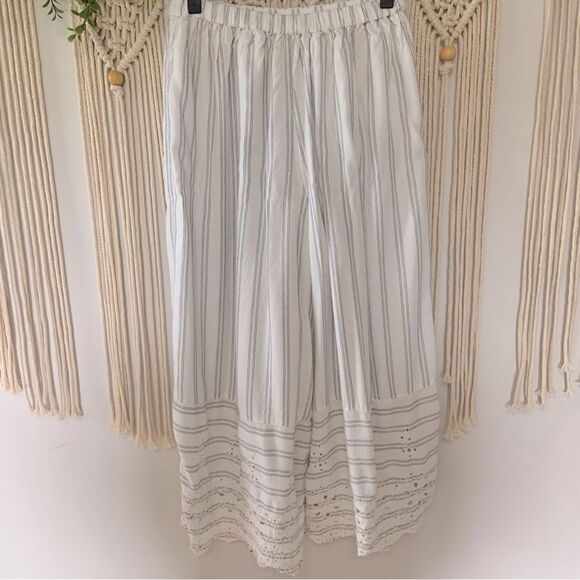 AMERICAN EAGLE Wide Leg Cropped Embroidered Crochet Beach Pants Black Stripe XS - Picture 3 of 15